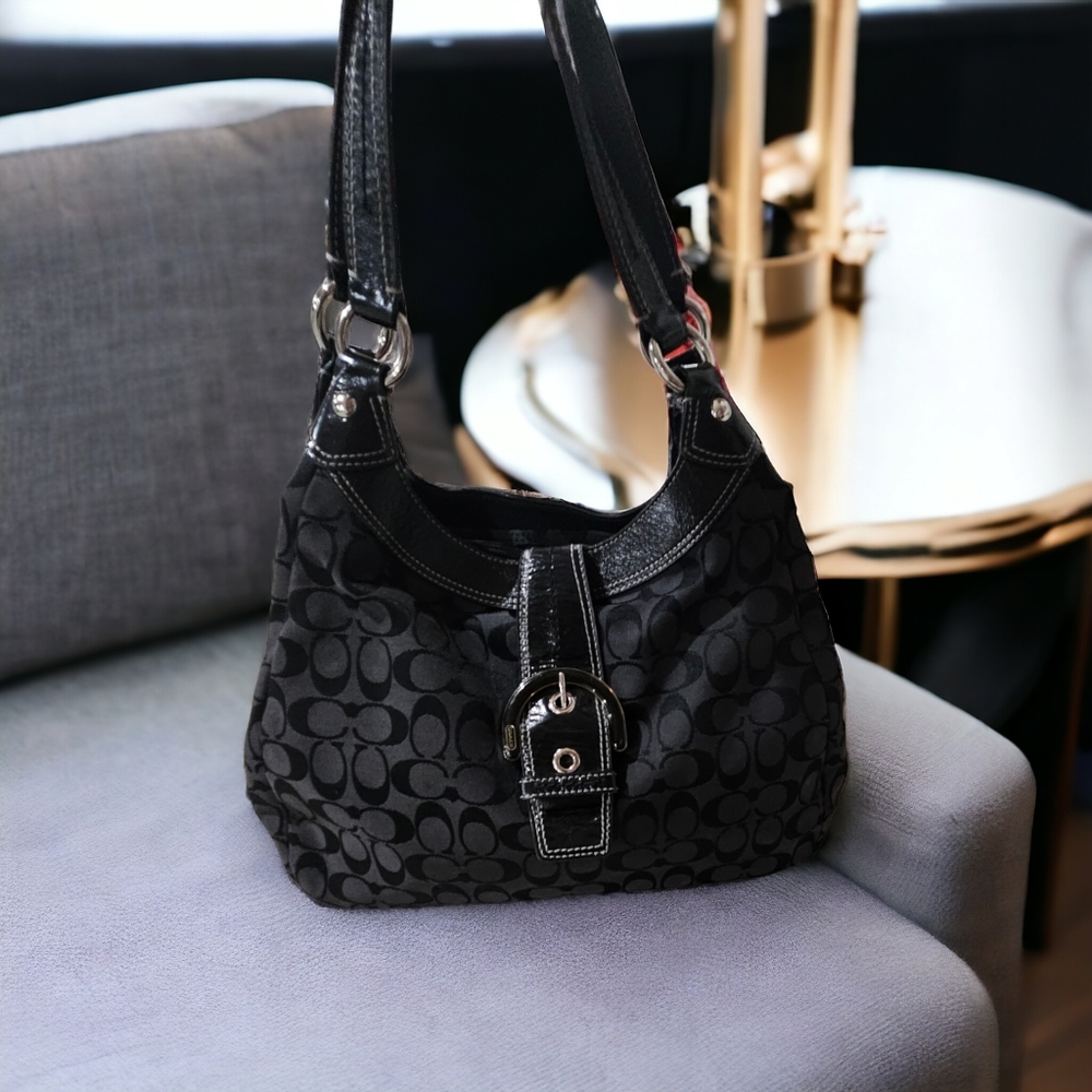 Coach Soho Lynn Soho Medium Black Hobo Handbag Signature Canvas EUC